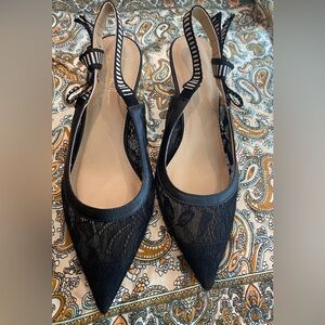 Chic Black Lace Slingback Flats